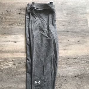 Under armour crops